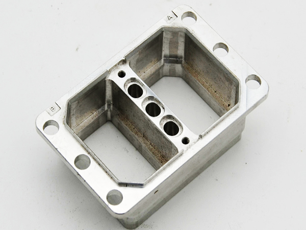 CNC (computer gong) machining
